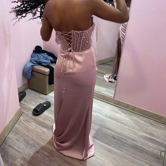 Elegant Sheath Sweetheart Sequin Pink Satin Slit Prom Dress