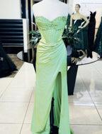 Elegant Sheath Sweetheart Sequin Pink Satin Slit Prom Dress