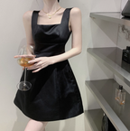 Elegant Simple Shoulder Strap Square Neck Satin A-Line Birthday Dresses Homecoming Dresses