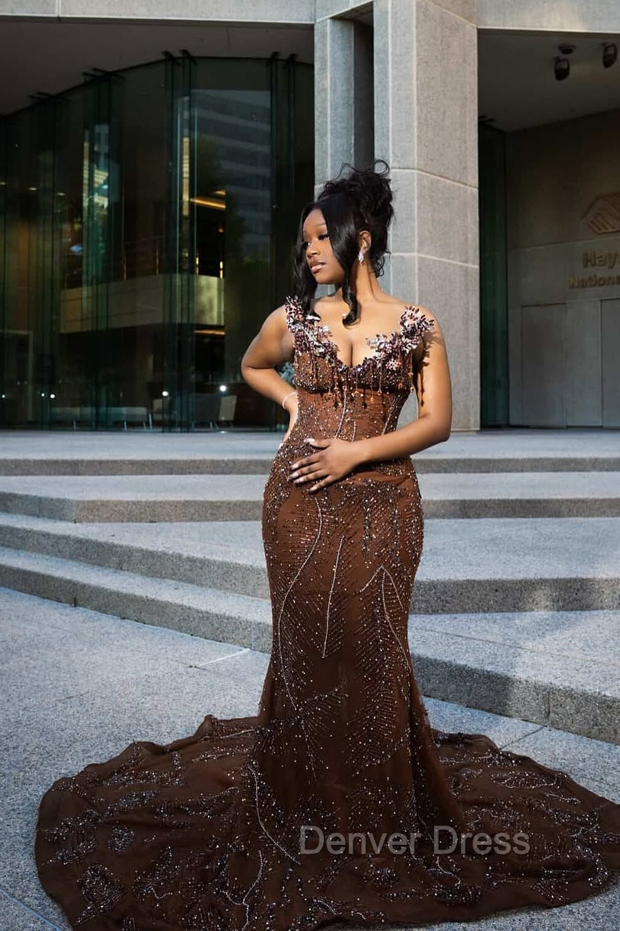 Elegant Sparkle Brown Mermaid Court Train V-neck Sleeveless Prom Dresses Main image