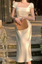 Elegant Square Neck Long Prom Dress Beige Satin Mermiad Prom Dresses
