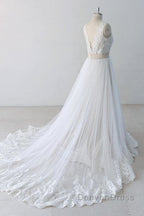 Elegant V Neck Lace Tulle A Line Wedding Dresses