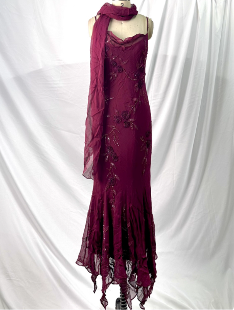 Elegant Vintage Burgundy Beaded Embroidery Thin Strap Mermaid Chiffon Long Prom Dresses Evening Dresses Main image