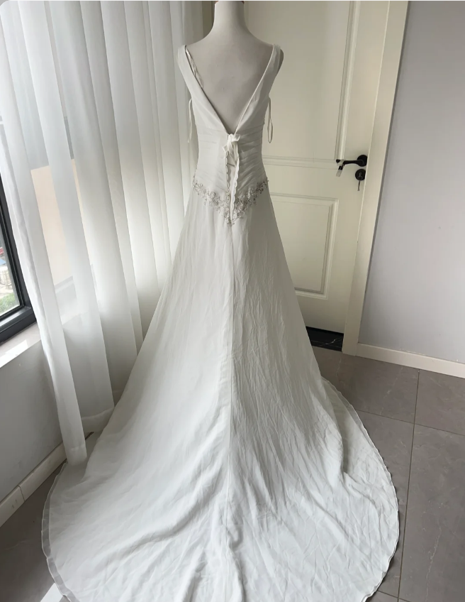 Elegant White Deep V-Neck Beaded Chiffon Prom Dresses Evening Dresses