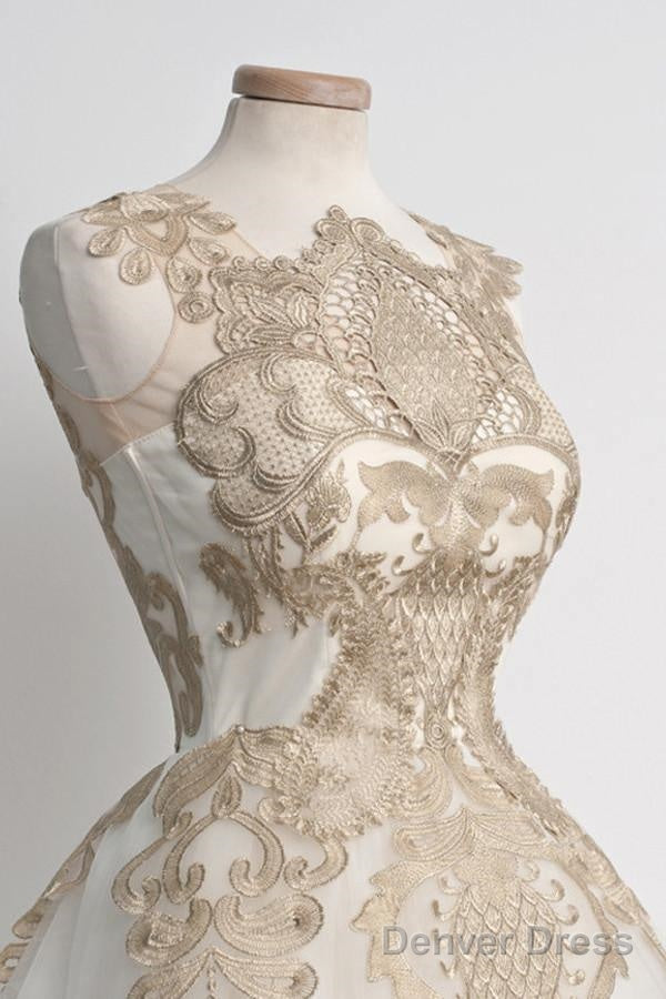 Elegant White Homecoming Dresses Knee Length With Lace Secondary image