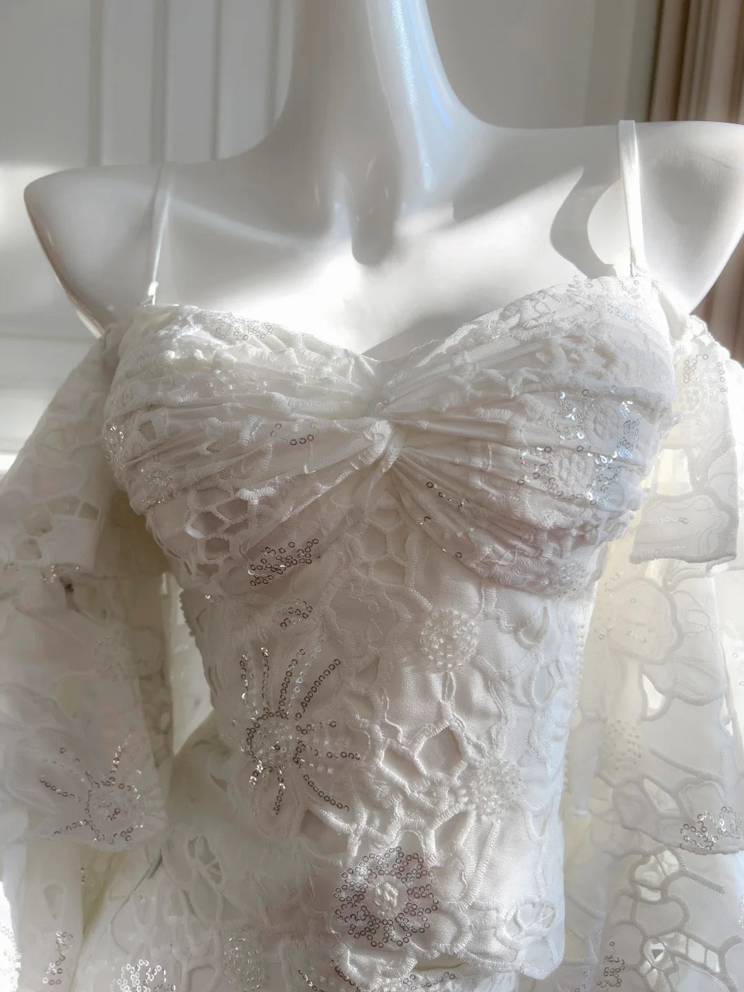 Elegant White Mermaid Strapless Off-The-Shoulder Lace Long Prom Dresses Evening Dresses