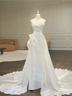 Elegant White Mermaid Strapless Satin Wedding Dresses With Train