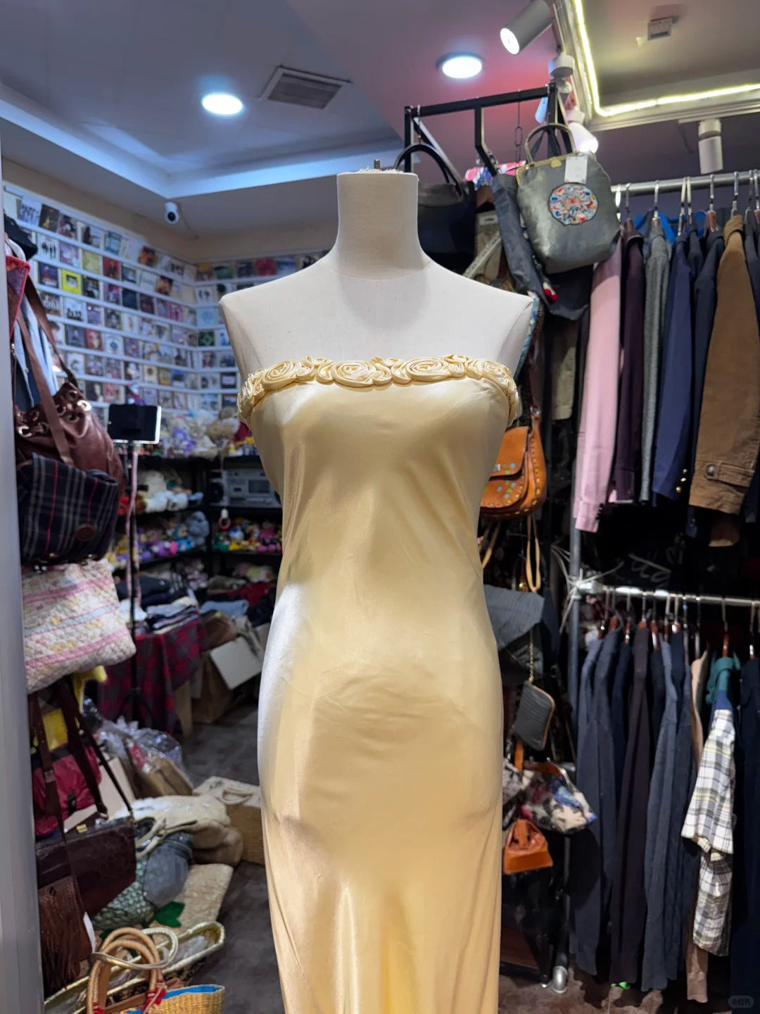 Elegant Yellow Mermaid Strapless Three-Dimensional Floral Satin Long Prom Dresses Evening Dresses Bridesmaid Dresses