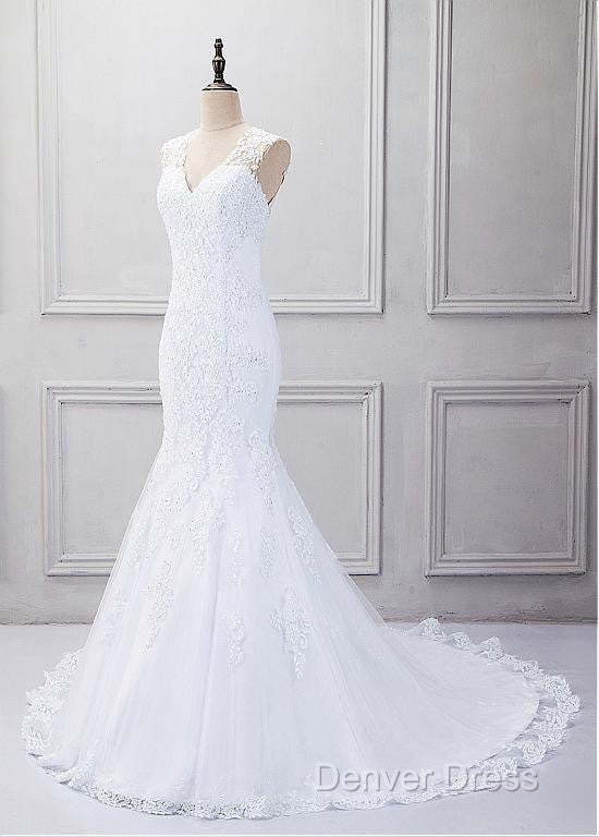 Fabulous Tulle V-Neck Neckline Mermaid Wedding Dresses With Beaded Lace Appliques