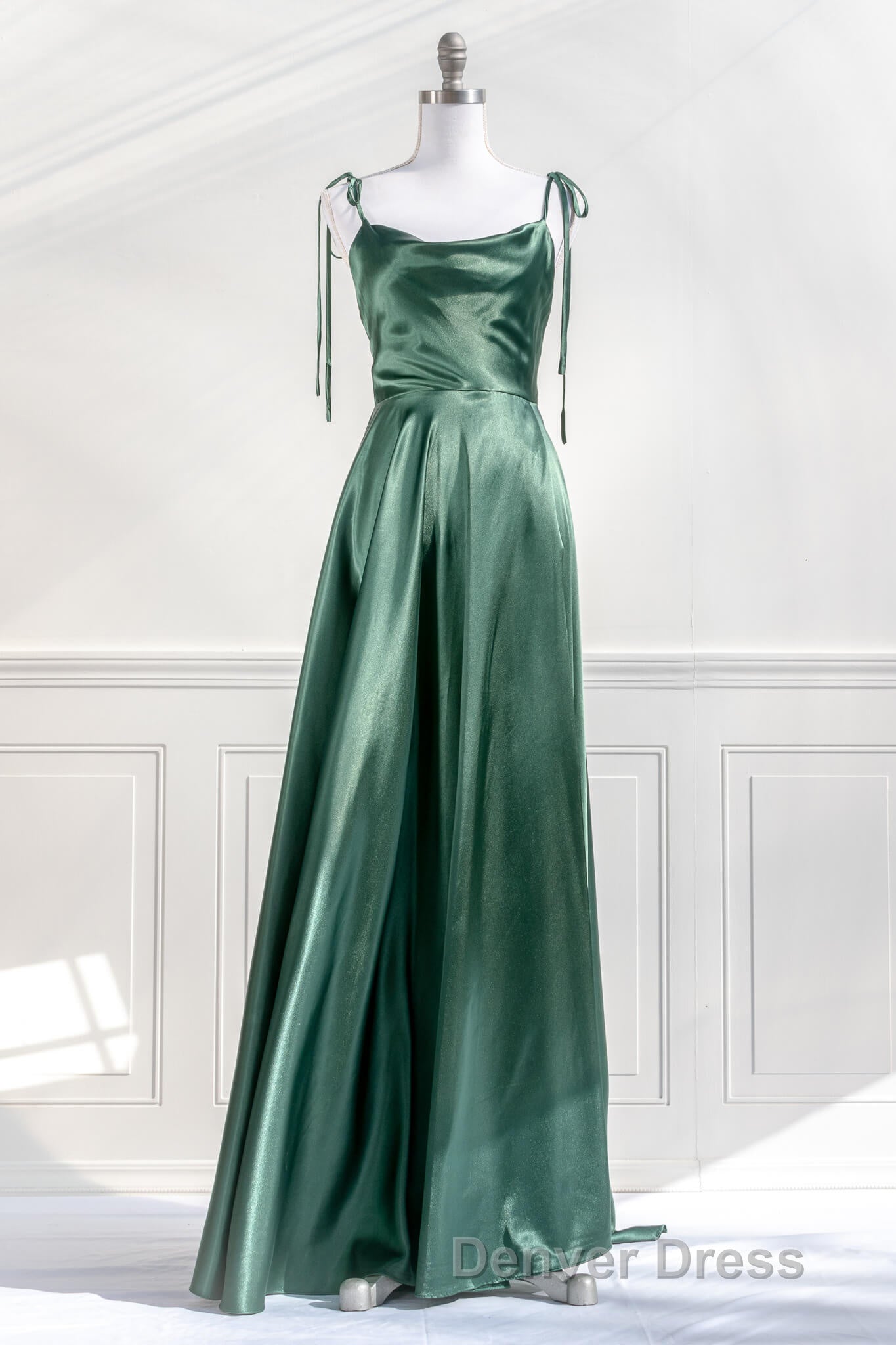 Aphrodite Dresses - Emerald Green
