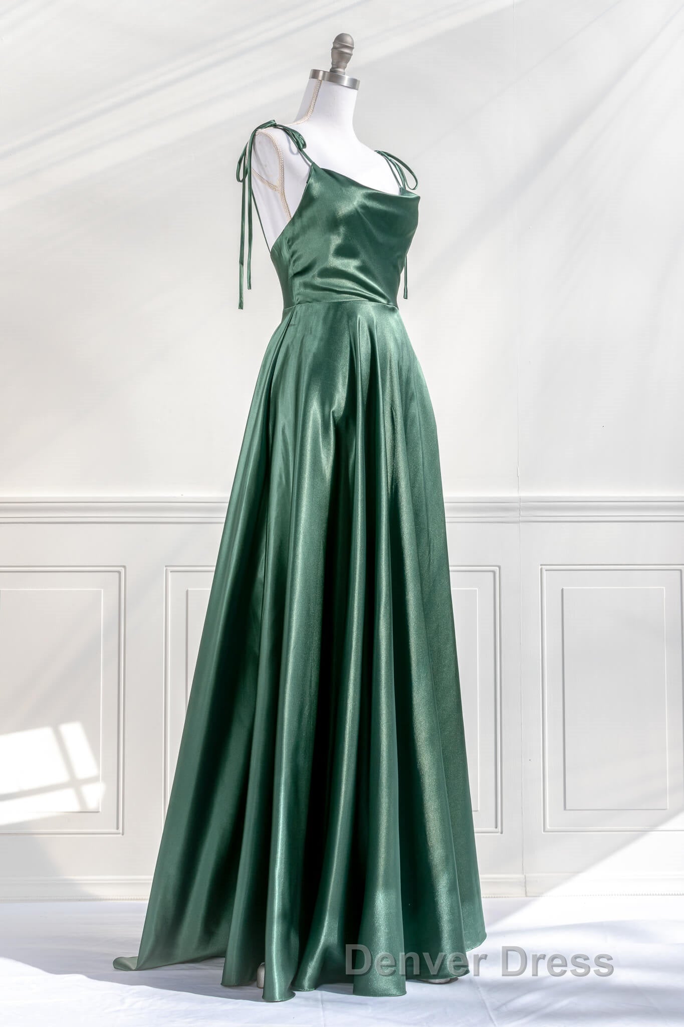 Aphrodite Dresses - Emerald Green Secondary image