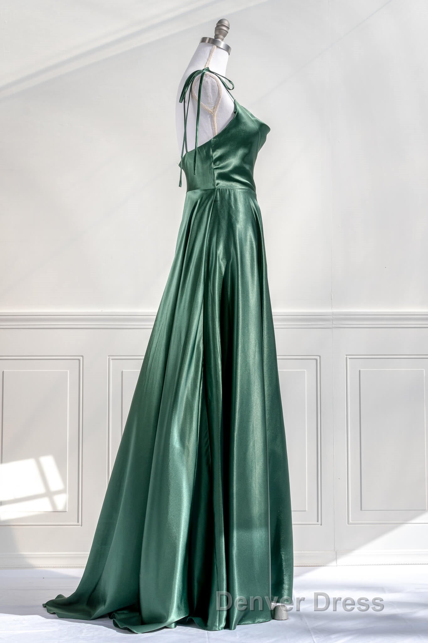 Aphrodite Dresses - Emerald Green