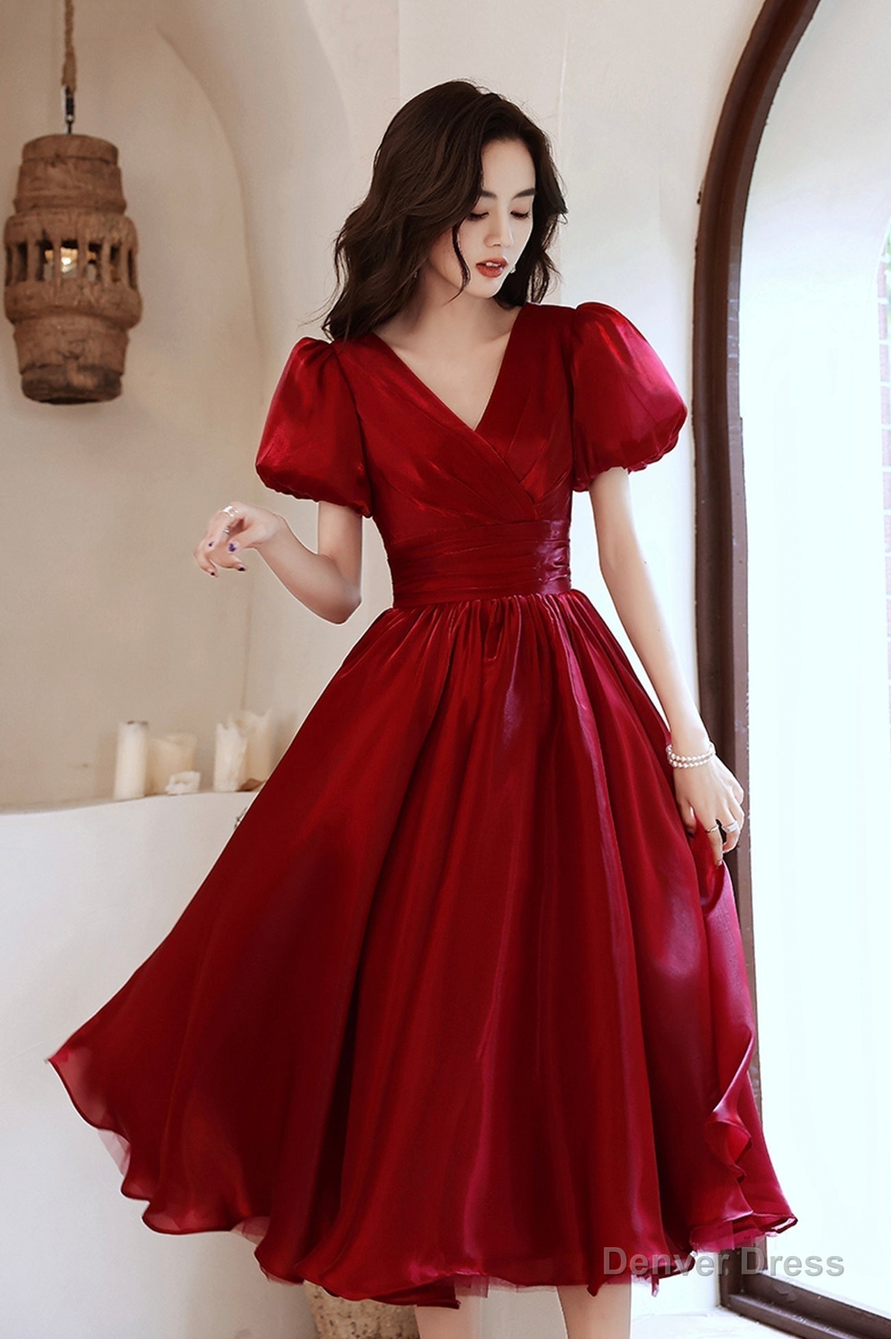 Red v neck short prom dress A line homeocming dress Secondary image