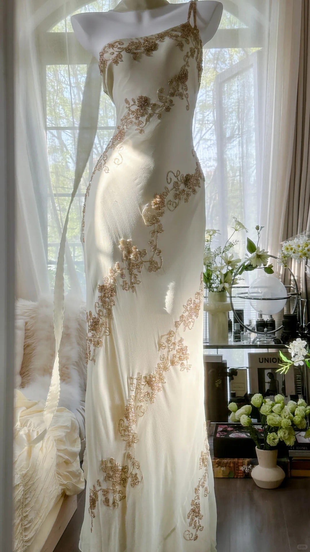 Flowy One Shoulder Chiffon Beaded Elegant Prom Dresses