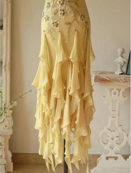 Flowy Strapless Yellow Beaded Jellyfish Skirt Chiffon Prom Dresses
