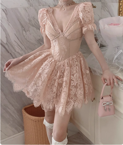 French Palace Lace V-Neck Short Sleeve A-Line Pink 17Th Birthday Homecoming Dresses Secondary image