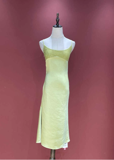 Fresh Elegant Pale Yellow Green Spaghetti Strap Lace Satin Prom Dresses Evening Dresses Main image