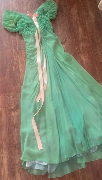 Fresh Green A-Line Ruffled Chiffon Long Prom Dresses Evening Dresses