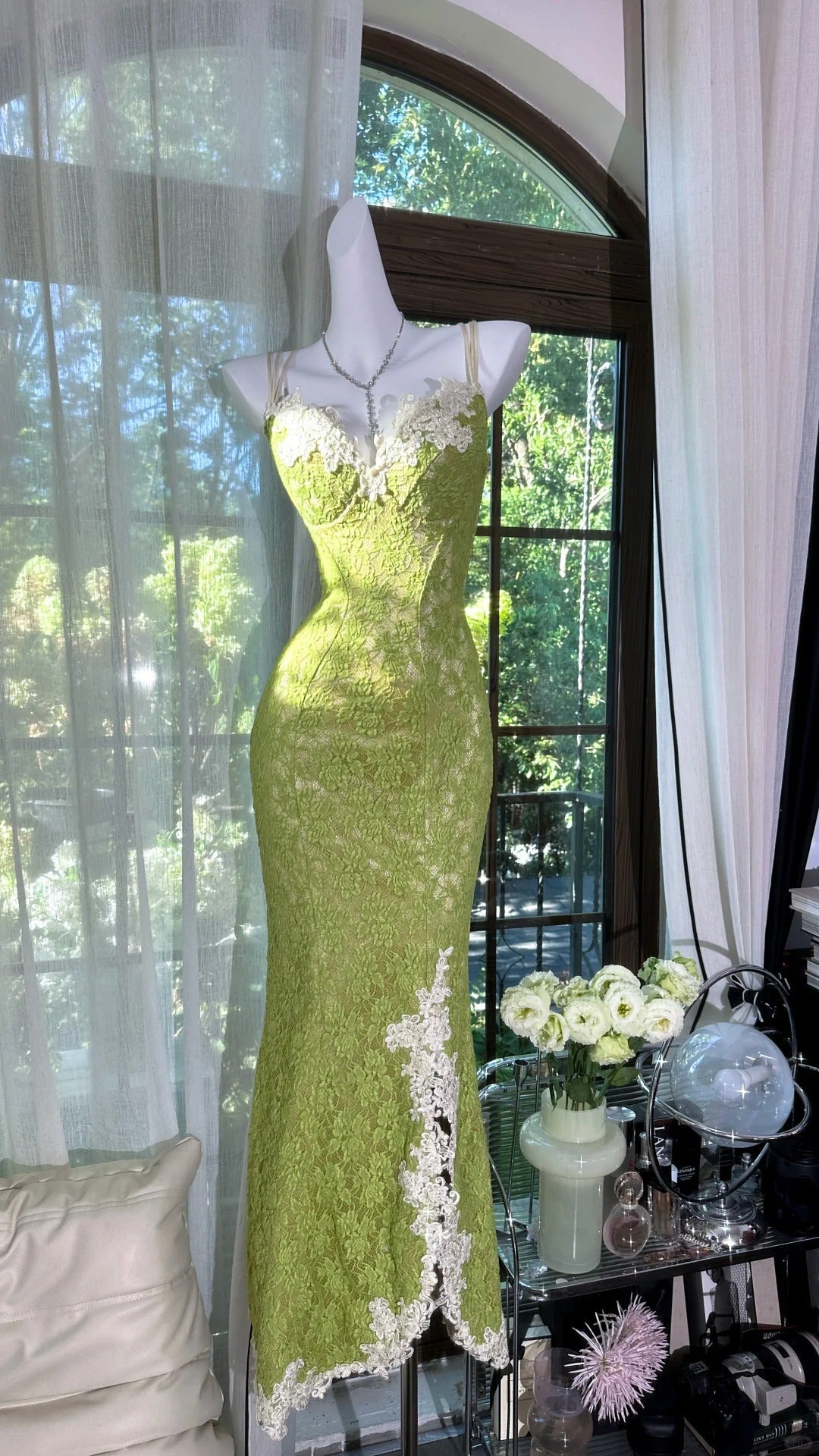 Fresh Green Mermaid Strapless Backless Criss-Cross Lace Long Prom Dresses Evening Dresses