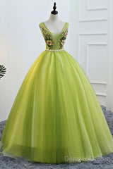 Fresh Green Tulle V Neck Long Lace Up Senior Prom Dress With Applique