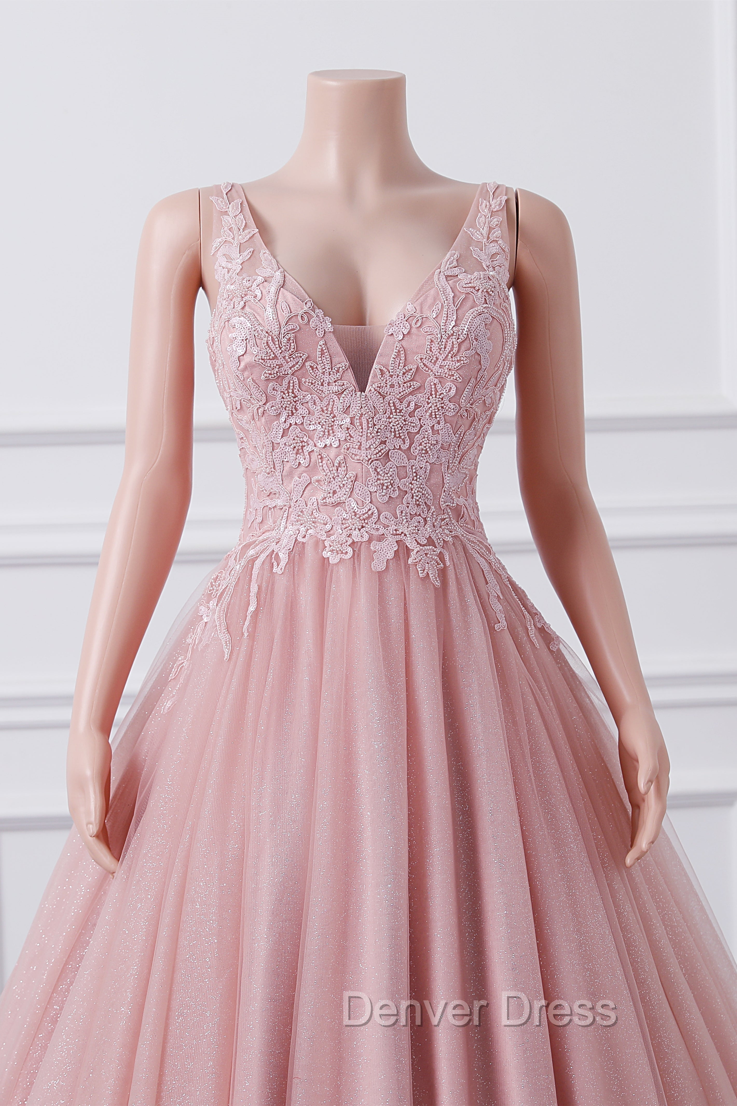 Girls Sequins V neck Dusty Rose Prom Dresses A-line Tulle Ball Gown Quinceanera Dresses Sweet 16 Party Dresses