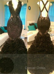 Gorgeous Black Mermaid V-Neck Tulle Appliques Open-Back Prom Party Gowns