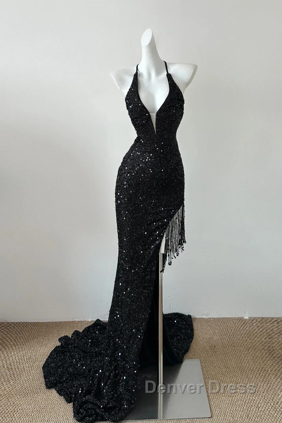 Gorgeous Black Sequin Mermaid Spaghetti Strap Vling Long Prom Dresses Backless Formal Evening Dresses