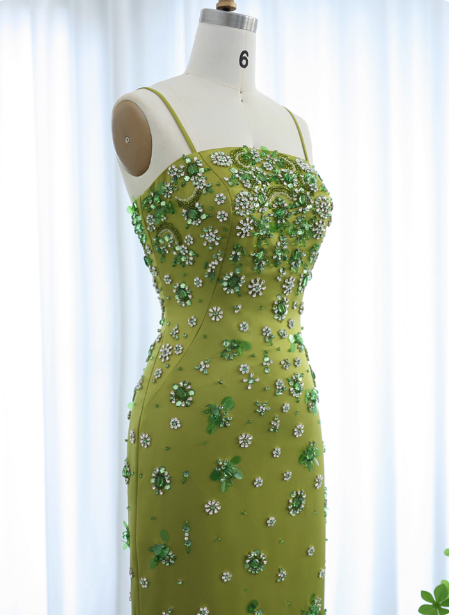 Gorgeous Green Bodycon Spaghetti Strap Square Neck Rhinestone Satin Long Prom Dresses Evening Dresses