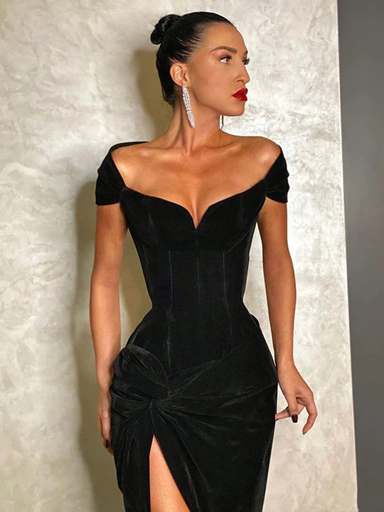 Gorgeous High Split Black Prom Dresses