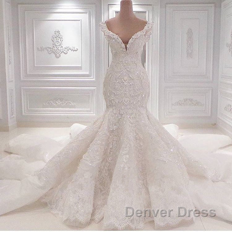 Gorgeous Long Mermaid V-neck Appliques Lace Ruffles Wedding Dresses