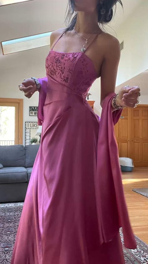 Gorgeous Pink A Line Beaded Prom Dresses Long Prom Gowns Main image