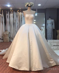 Gorgeous Satin Ball Gowns Strapless Wedding Dresses For Bride