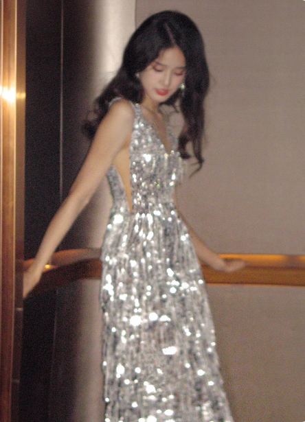 Gorgeous Silver V-Neck Tassel Sequin Long Prom Dresses Evening Dresses