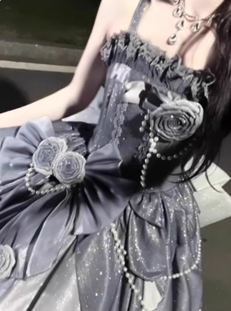 Gothic Sweet & Cool Silver Gray Spaghetti Strap 3D Floral Bow Sequined Satin Prom Dresses Evening Dresses Secondary image