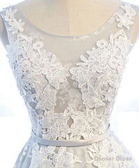 Gray Round Neck Tulle Lace Applique Long Prom Dress