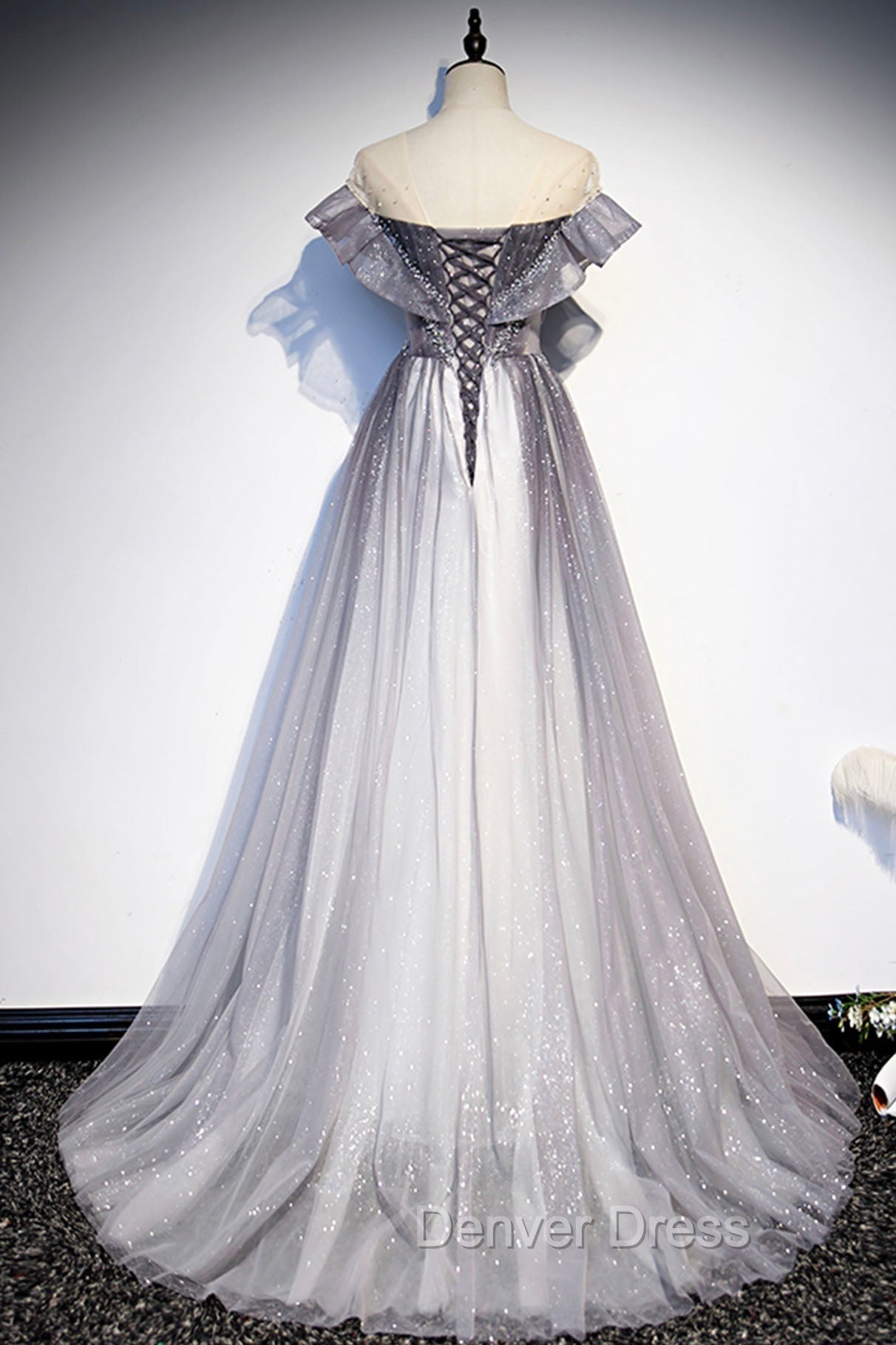 Gray Scoop Neckline Tulle Long Formal Dresses, A-Line Evening Graduation Dresses