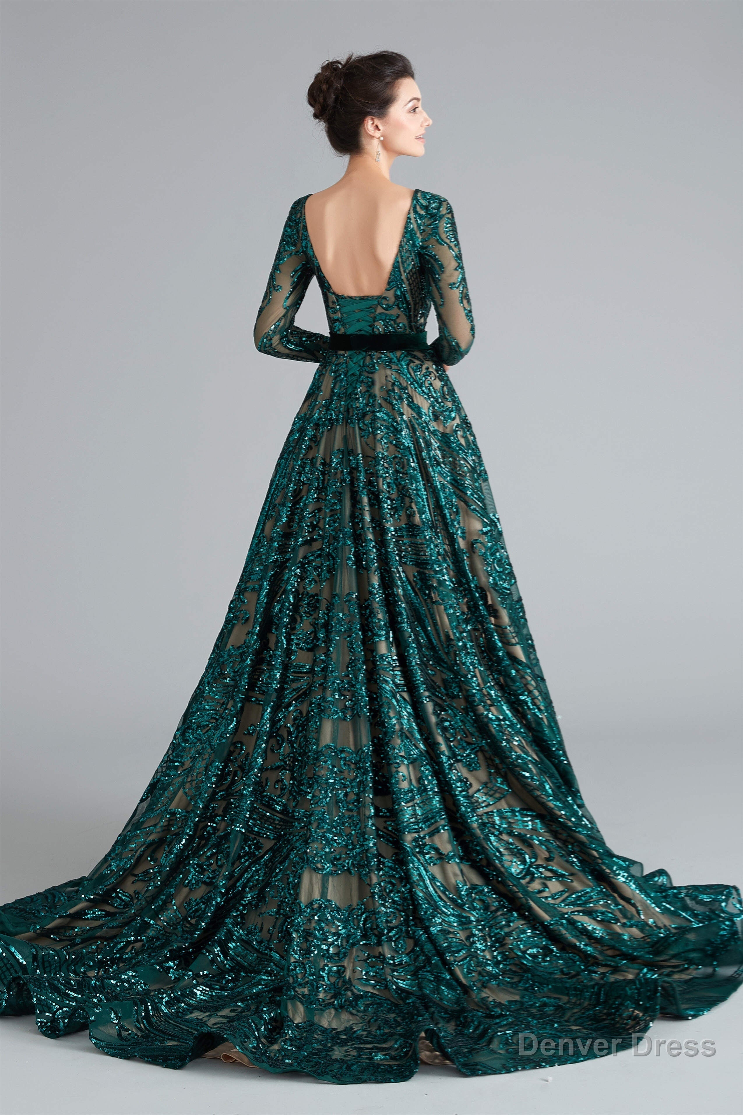 A Line Luxury Sequins Long Sleeve Backless Prom Dresses
