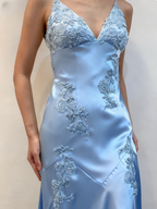 Green Mermaid V Neck Appliques Satin Open Back Long Prom Dresses Outfits