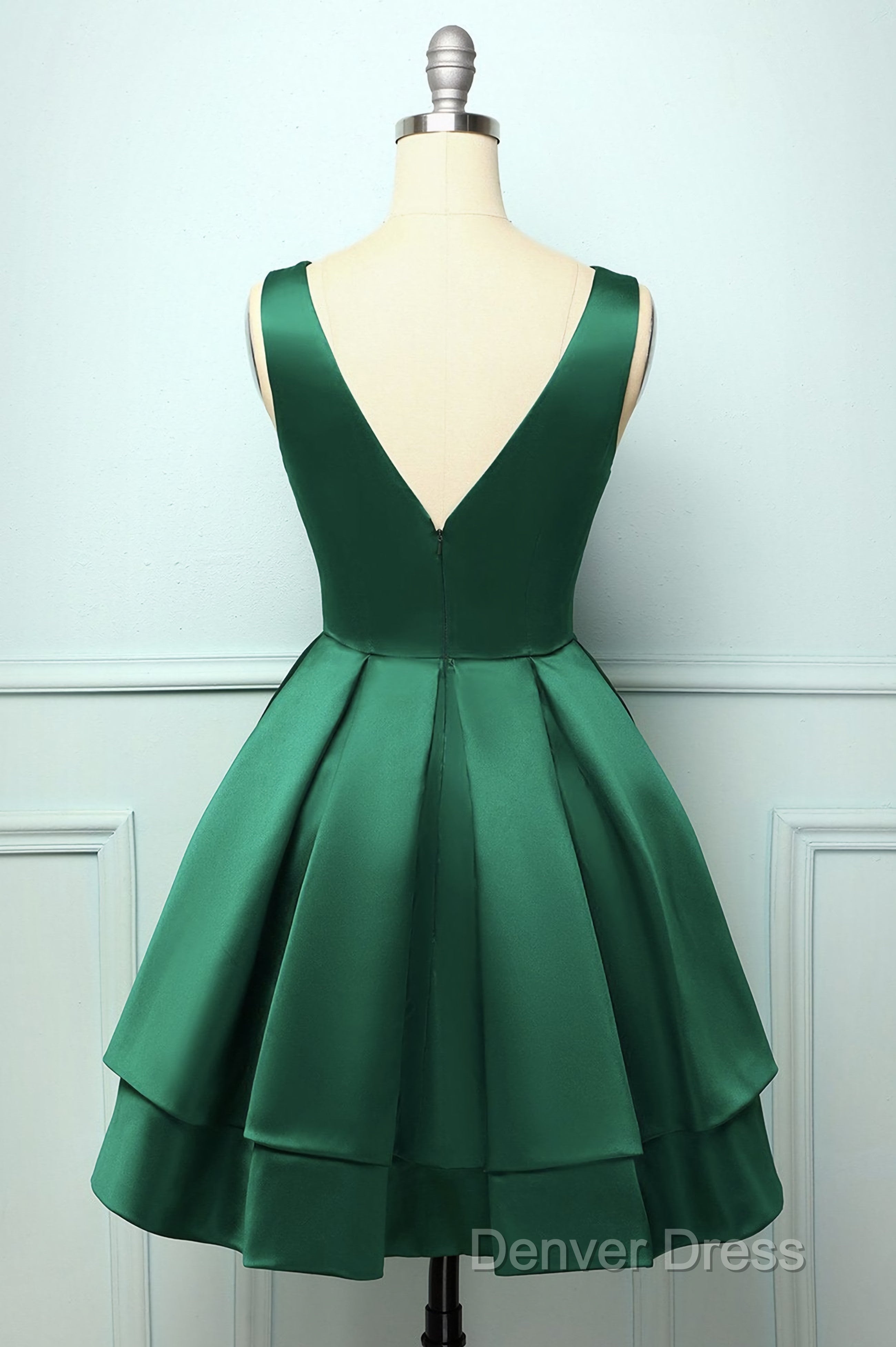 Green Satin Short Homecoming Dresses Secondary image