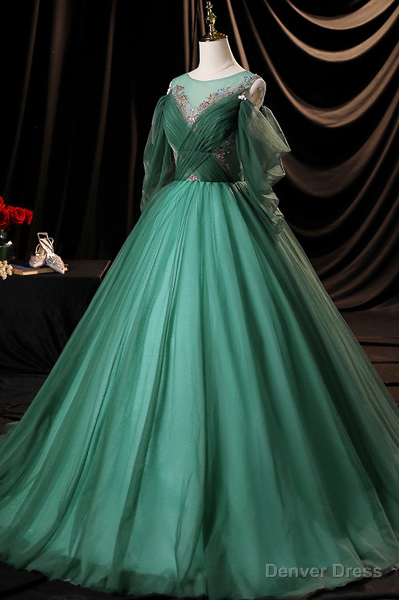 Green Scoop Neckline Tulle Prom Dress, A Line Long Sleeve Prom Dresses