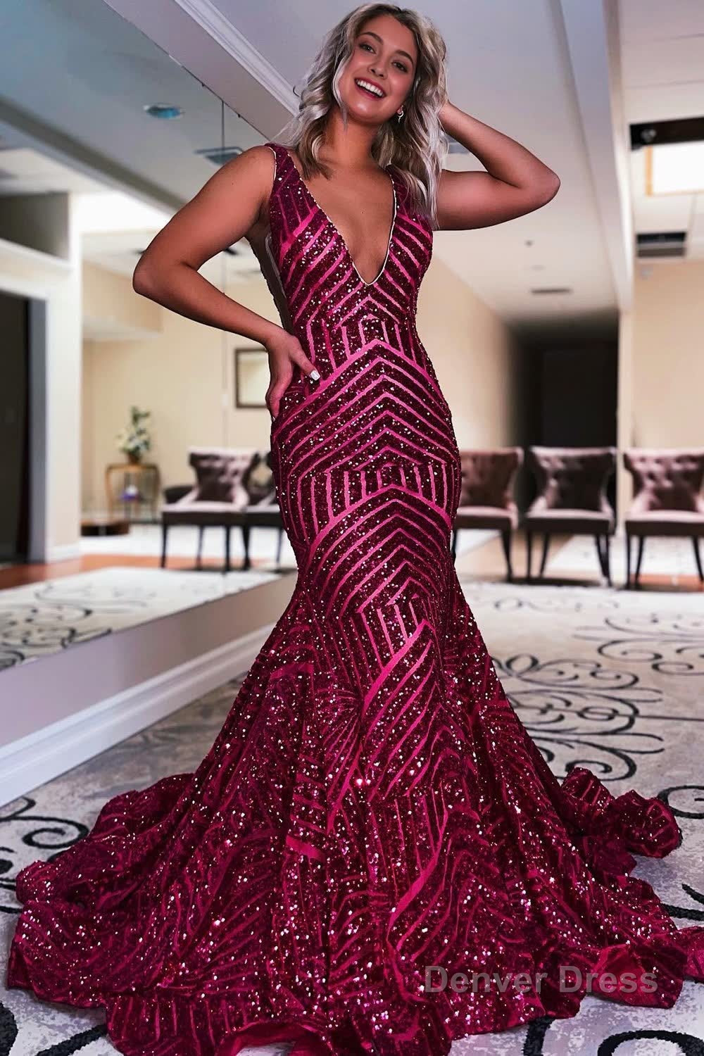 Green Sequins One Shoulder Tight Homecoming Dresses