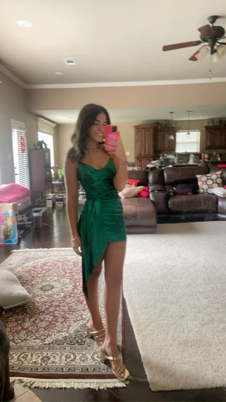 Green Sheath Short Homecoming Dresses