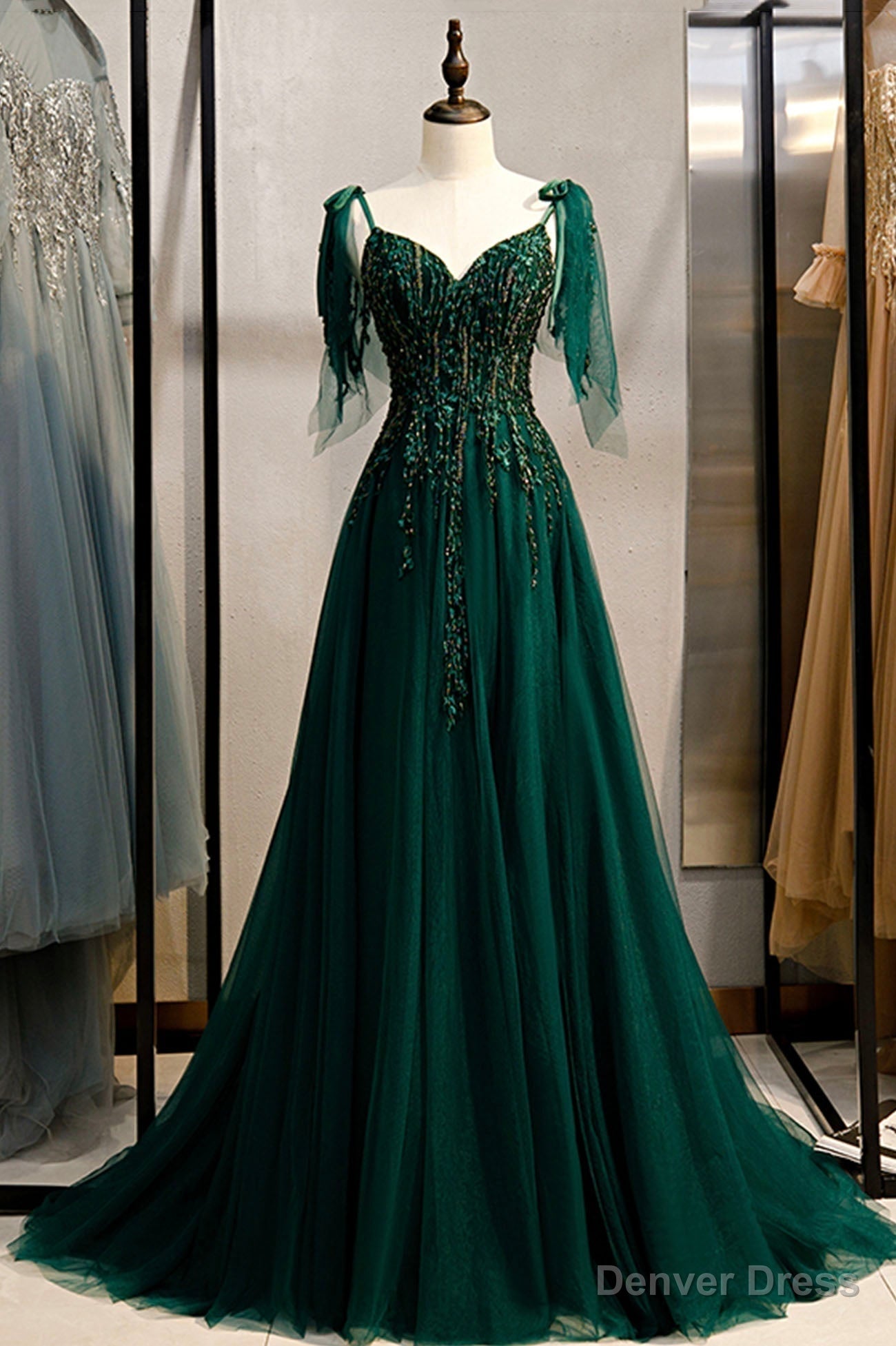 Green V-Neck Lace Long Prom Dress, A-Line Spaghetti Straps Evening Dress Secondary image