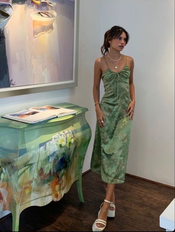 Vintage Green Floral Printed Satin Spaghetti Strap Midi Length Prom Dresses