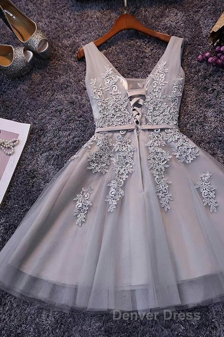 Grey Lace-up Tulle Short Homecoming Dresses with Lace Appliques Secondary image