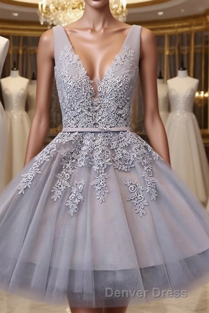Grey Lace-up Tulle Short Homecoming Dresses with Lace Appliques Main image