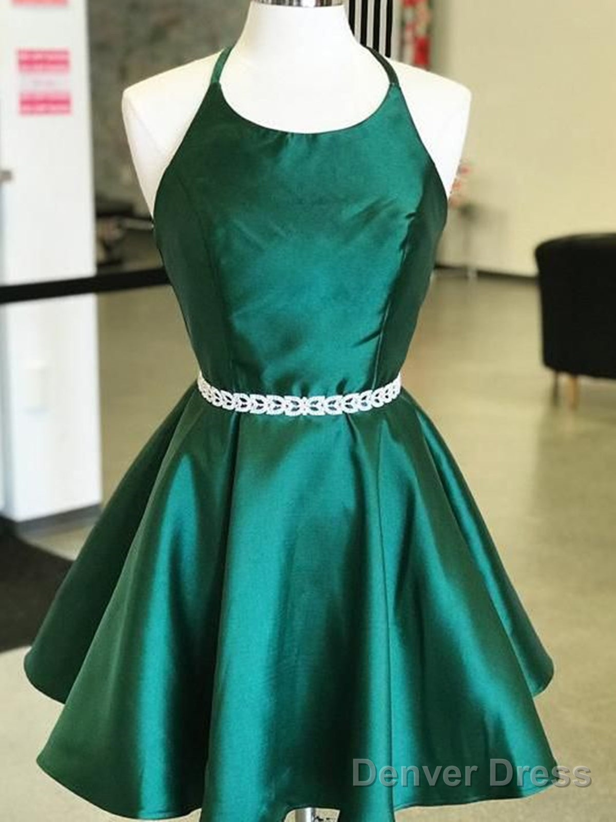 Halter Neck Short Emerald Green Prom Dress, Short Green Prom Homecoming Graduation Dresses