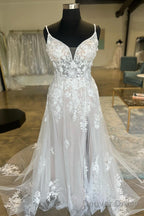 Ivory Floral Lace Spaghetti Strap Long Bridal Gown Wedding Dresses