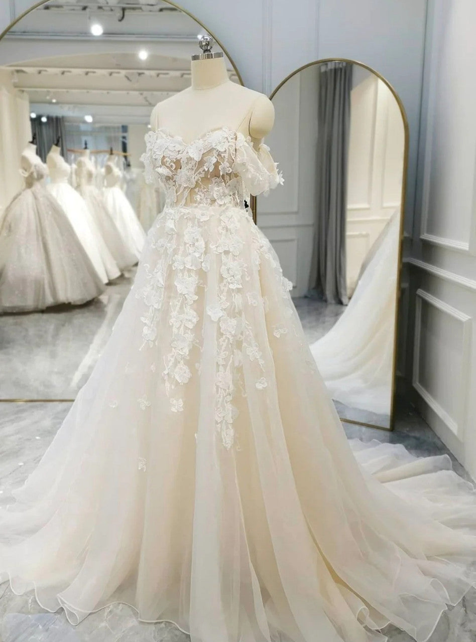 Ivory Tulle Off the Shoulder Appliques Wedding Dress