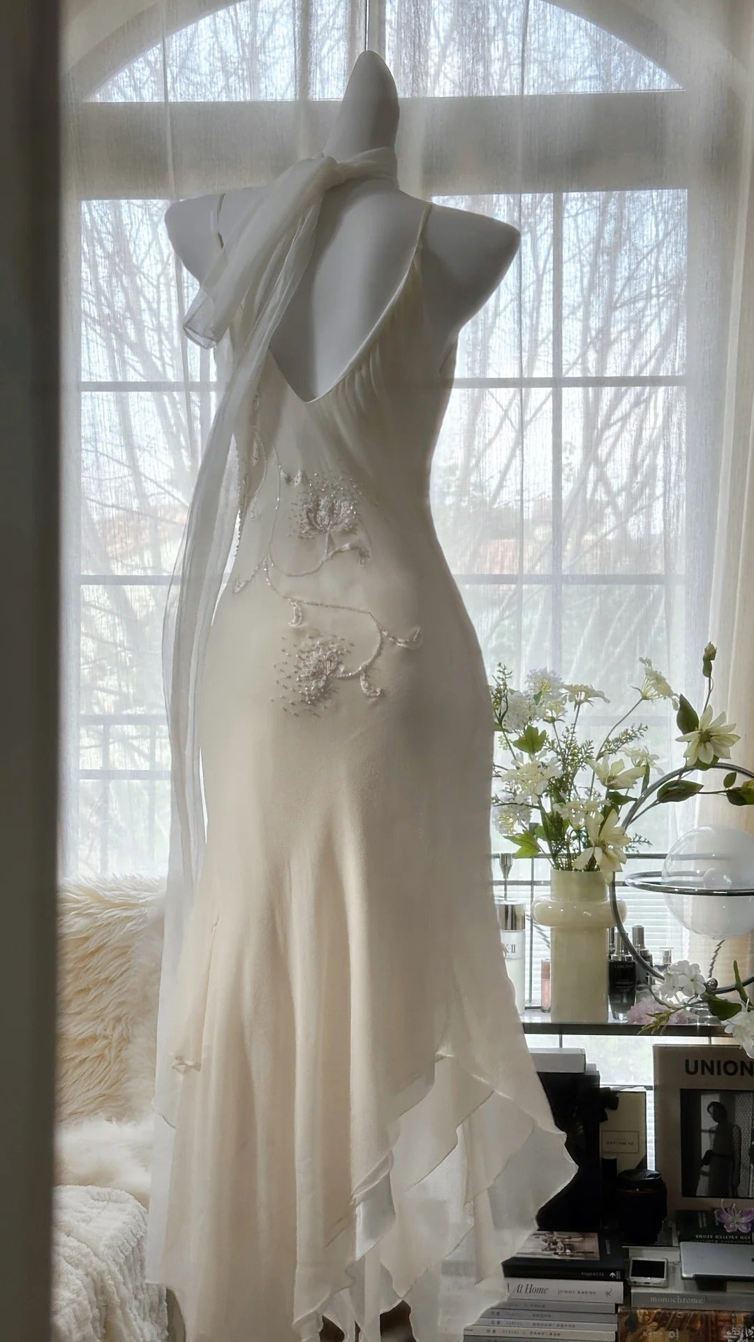 Ivory White Elegant Fashion Exquisite Floral Beading Long Chiffon Ball Gowns Prom Dress